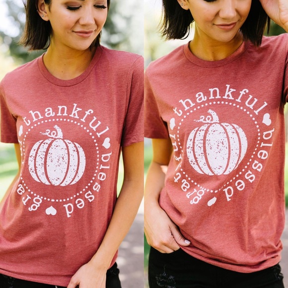 FINAL SALE Grateful Thankful Blessed Tee - Picture 2 of 7